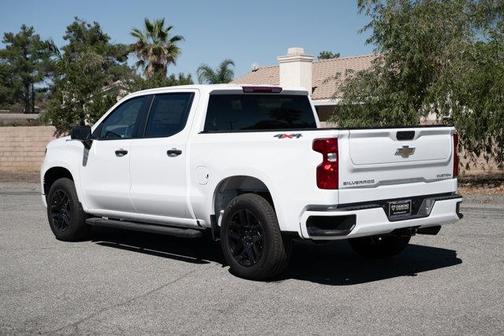 2025 Chevrolet Silverado 1500 Custom