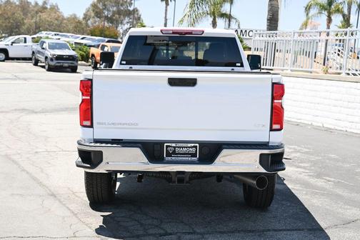 Summit White 2026 Chevrolet Silverado 3500 LTZ