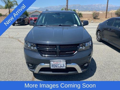 Bruiser Gray Clearcoat 2018 Dodge Journey Crossroad