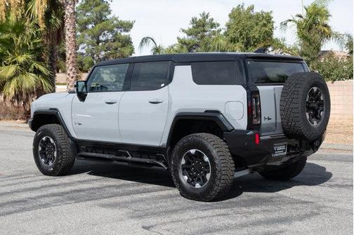 2025 GMC HUMMER EV SUV 3X