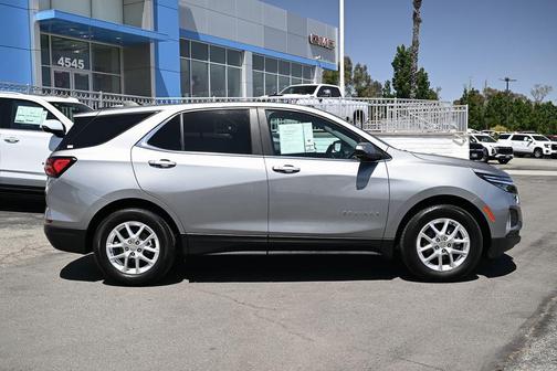 Sterling Gray Metallic 2024 Chevrolet Equinox LT
