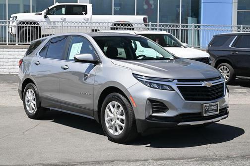 Sterling Gray Metallic 2024 Chevrolet Equinox LT