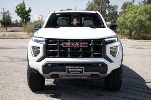 2025 GMC Canyon AT4