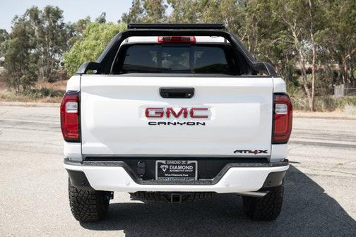 2025 GMC Canyon AT4