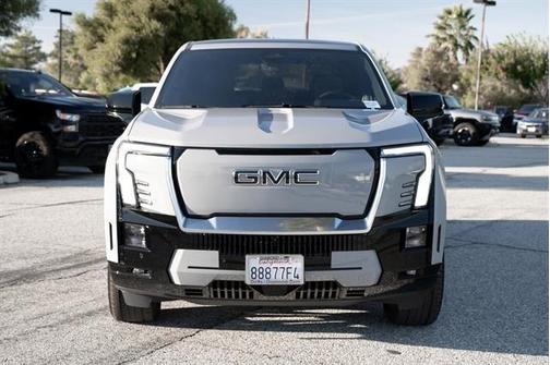 2024 GMC Sierra EV Denali