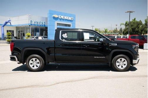 2024 GMC Sierra 1500 SLE