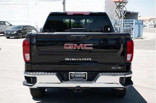 2024 GMC Sierra 1500 SLE