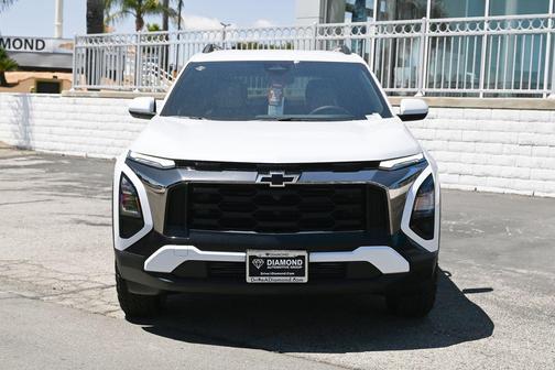 Polar White 2026 Chevrolet Equinox ACTIV