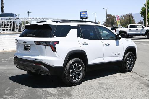 Polar White 2026 Chevrolet Equinox ACTIV