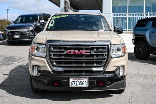 Desert Sand Metallic 2021 GMC Canyon AT4