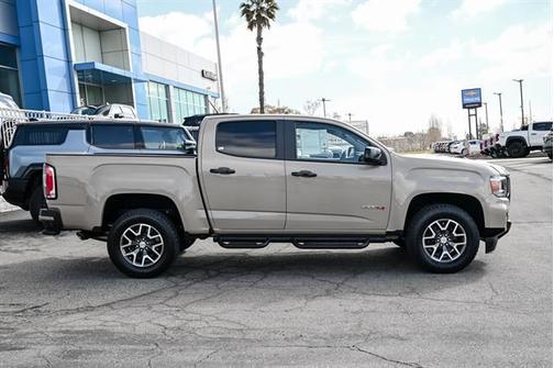 Desert Sand Metallic 2021 GMC Canyon AT4