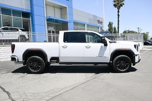 Summit White 2026 GMC Sierra 2500 AT4