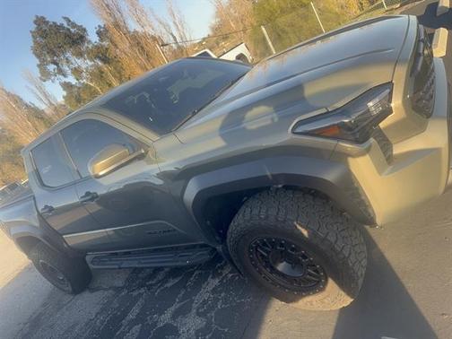 2025 Toyota Tacoma TRD Off Road