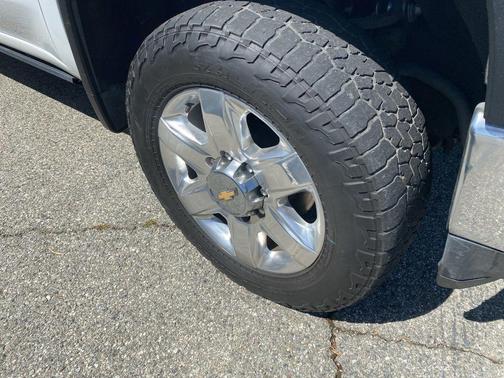 Summit White 2021 Chevrolet Silverado 2500 LTZ