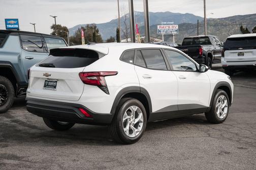 Summit White 2026 Chevrolet Trax LS