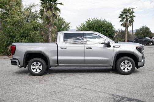 2025 GMC Sierra 1500 SLE