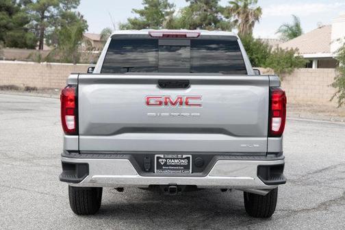 2025 GMC Sierra 1500 SLE