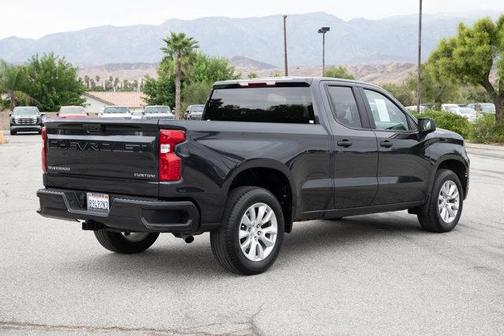 2022 Chevrolet Silverado 1500 Custom