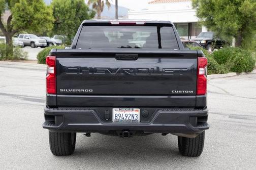 2022 Chevrolet Silverado 1500 Custom