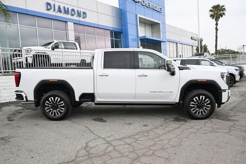 Summit White 2026 GMC Sierra 2500 Denali Ultimate