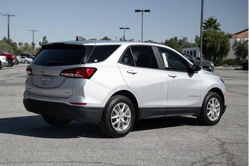 2022 Chevrolet Equinox LS