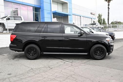 Black Metallic 2023 Ford Expedition Max XLT