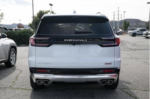2026 GMC Acadia Denali