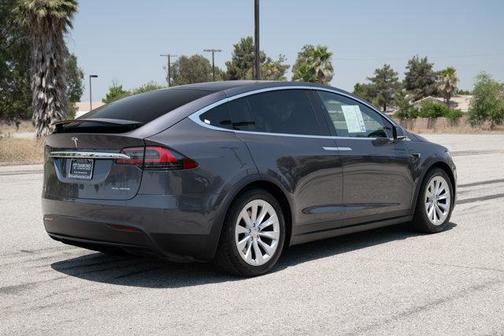 2021 Tesla Model X Long Range