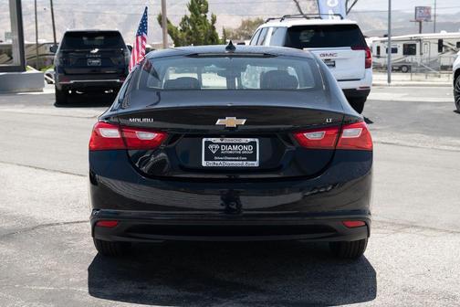 Mosaic Black Metallic 2023 Chevrolet Malibu LT