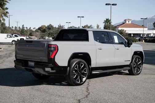 2024 GMC Sierra EV Denali