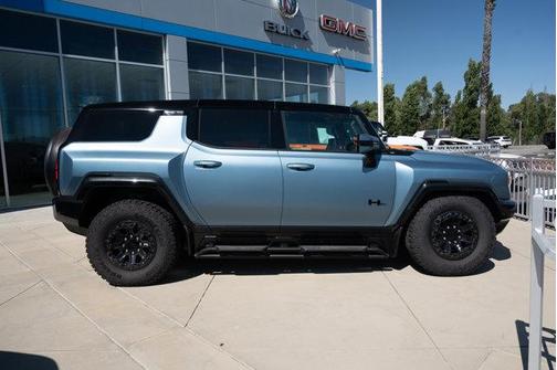 2024 GMC HUMMER EV SUV 3X
