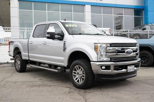 Ingot Silver 2019 Ford F-350 Lariat Super Duty