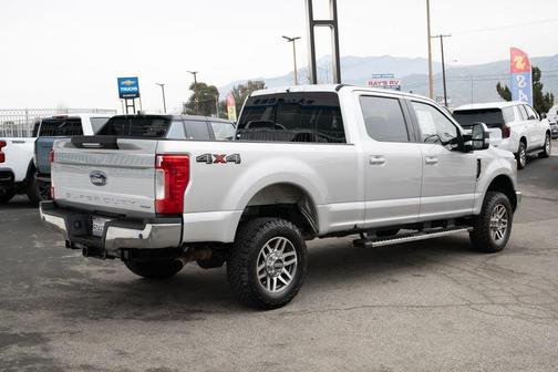 Ingot Silver 2019 Ford F-350 Lariat Super Duty