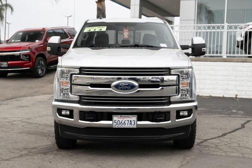 Ingot Silver 2019 Ford F-350 Lariat Super Duty