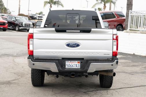 Ingot Silver 2019 Ford F-350 Lariat Super Duty