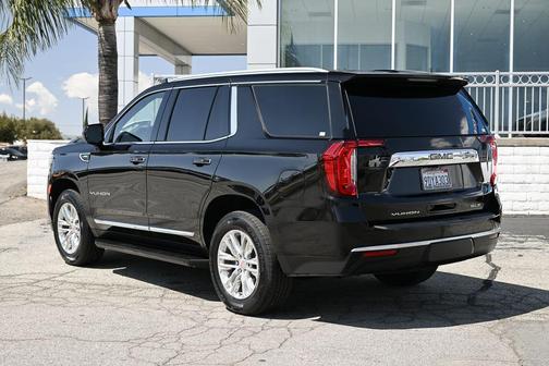 Onyx Black 2023 GMC Yukon SLT