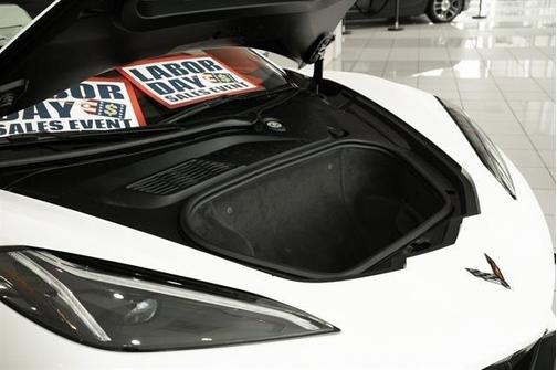 2026 Chevrolet Corvette Stingray w/3LT