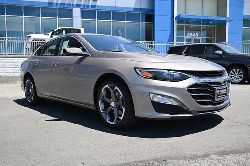 Mineral Gray Metallic 2023 Chevrolet Malibu LT