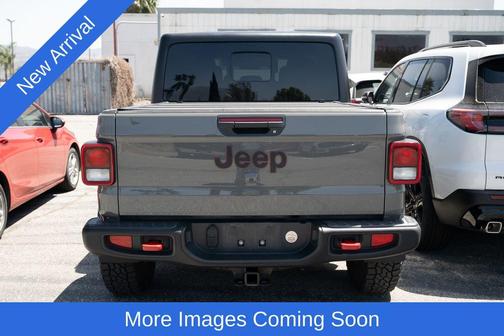 Sting Gray Clearcoat 2022 Jeep Gladiator Rubicon