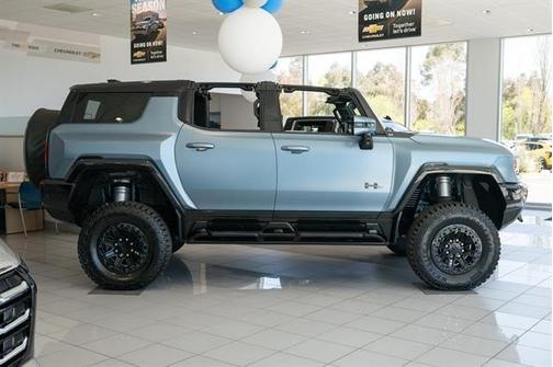 2024 GMC HUMMER EV SUV 3X