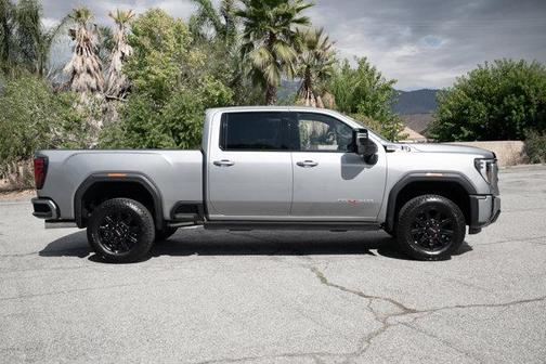 2026 GMC Sierra 2500 AT4