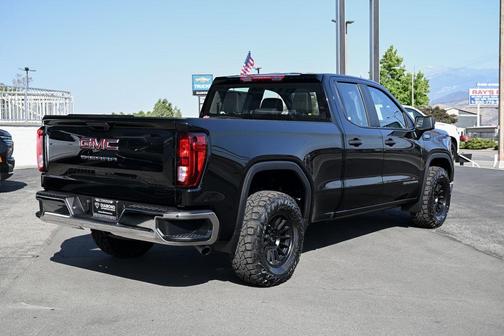Onyx Black 2026 GMC Sierra 1500 Pro