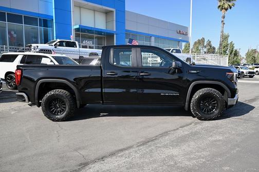 Onyx Black 2026 GMC Sierra 1500 Pro