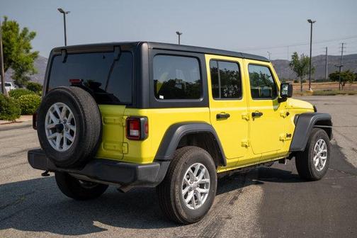 2023 Jeep Wrangler Sport