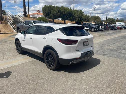 Iridescent Pearl Tricoat 2023 Chevrolet Blazer Premier