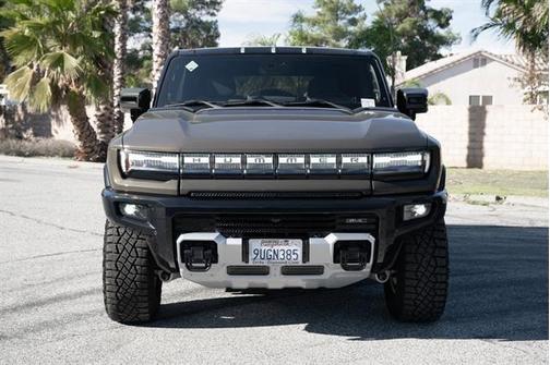 2024 GMC HUMMER EV SUV 2X