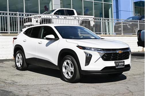 2026 Chevrolet Trax LS