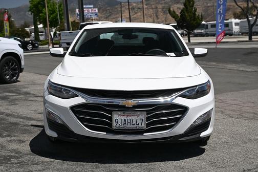 Summit White 2024 Chevrolet Malibu LT