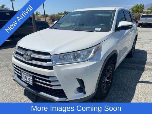 Blizzard Pearl 2017 Toyota Highlander LE