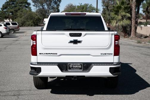 2025 Chevrolet Silverado 1500 Custom